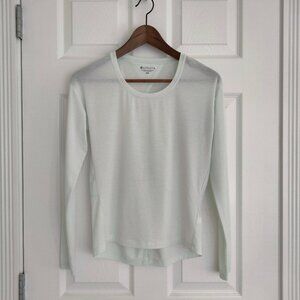 Athleta Essence Twist Long Sleeve Top